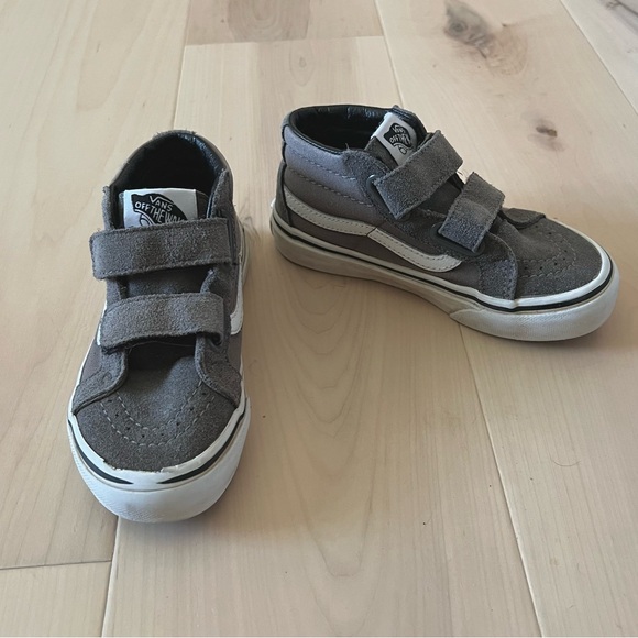 Vans Kids Gray High-Top Sneakers - Picture 2 of 11